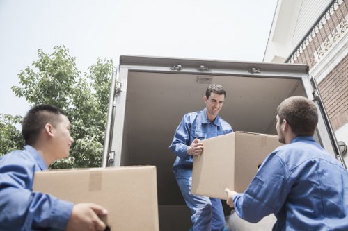 Professional moving support for a Highbury property relocation