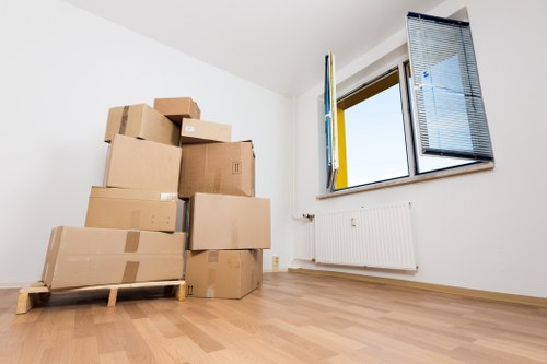 Home removals support for a flat or house in Highbury